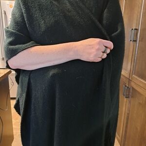 black shawl